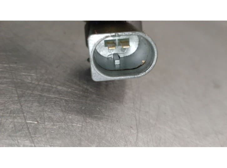 Recambio de inyector para bmw 3 (e46) 320 d referencia OEM IAM 7788609  0445110080 6
