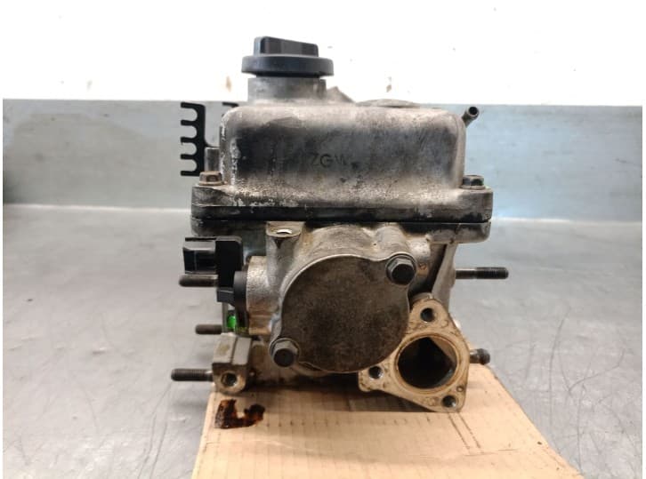 Recambio de culata para hyundai getz (tb) 1.1 referencia OEM IAM 2210002810 2210002810 2