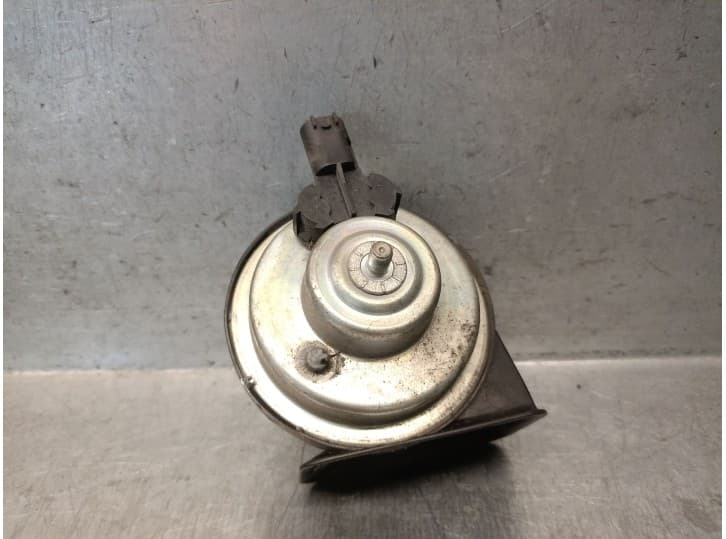 Recambio de claxon para bmw 3 (e90) 320 d referencia OEM IAM 61337159420 61337159421 2
