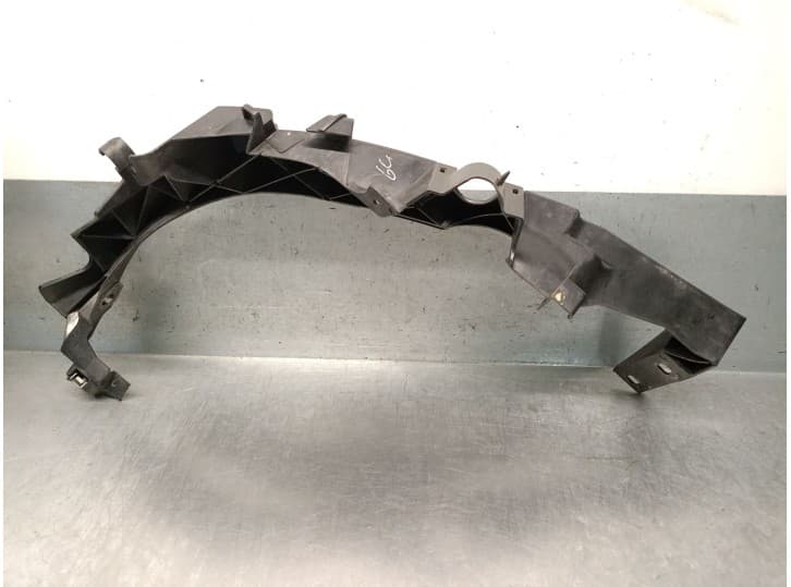 Recambio de soporte faro derecho para bmw 3 (e90) 320 d referencia OEM IAM 51647138402 4