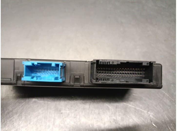 Recambio de modulo electronico para bmw 5 (f10) 520 d referencia OEM IAM 9393660 3