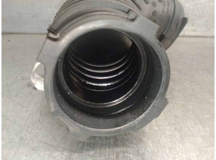 Recambio de tubo para audi a5 (8t3) 2.0 tfsi referencia OEM IAM 06H129629 06H129629 4