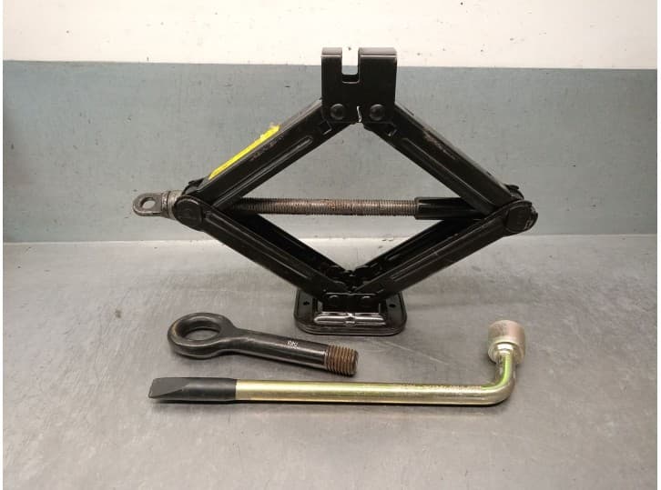 Recambio de gato para hyundai i10 i (pa) 1.1 referencia OEM IAM 091100X000 091100X000