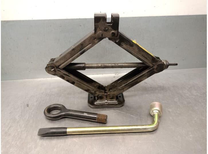 Recambio de gato para hyundai i10 i (pa) 1.1 referencia OEM IAM 091100X000 091100X000 2
