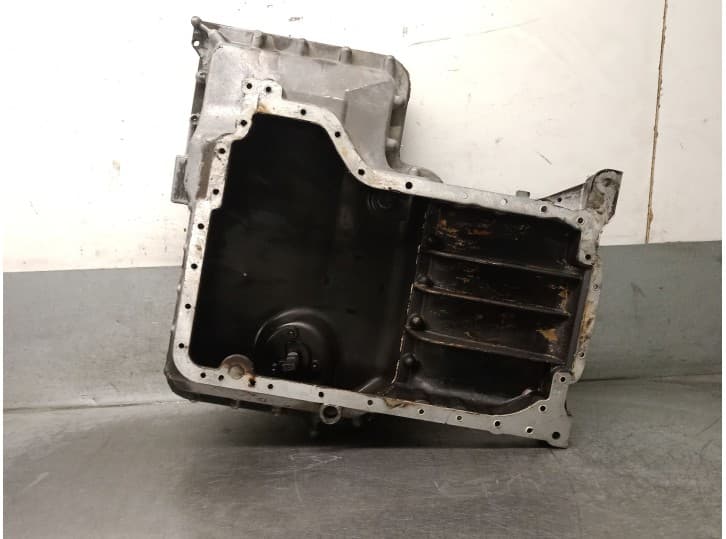 Recambio de carter para audi a6 c5 (4b2, 4b4) 4.2 quattro referencia OEM IAM 077103603P 3