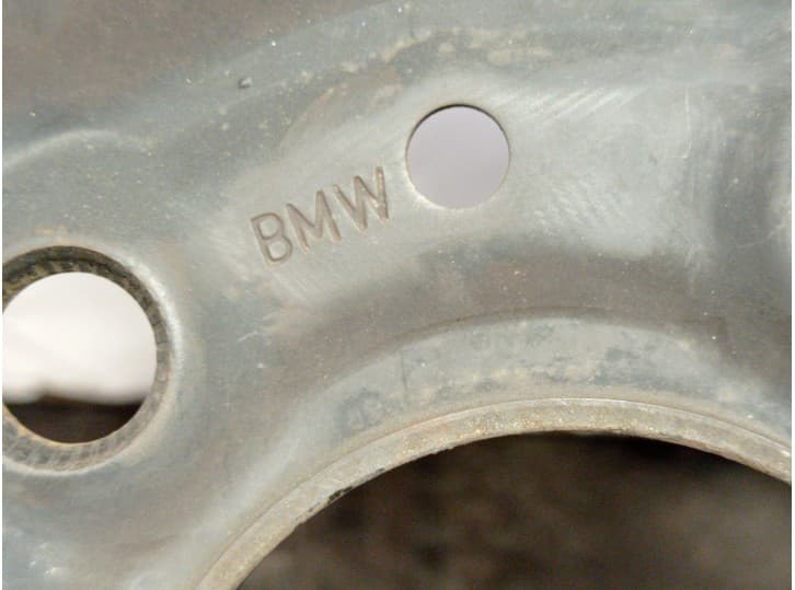 Recambio de llanta para bmw 3 (e90) 320 d referencia OEM IAM 6777783 R167JX16EH2IS31 6