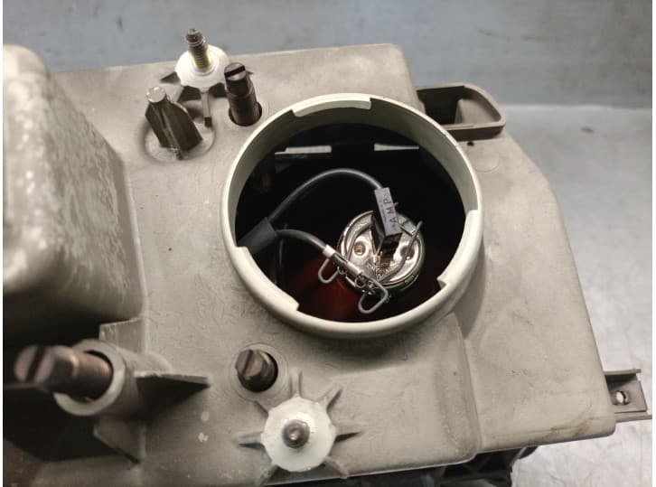 Recambio de faro izquierdo para renault 11 (b/c37_) 1.7 (b37n, c73n) referencia OEM IAM F2N 6