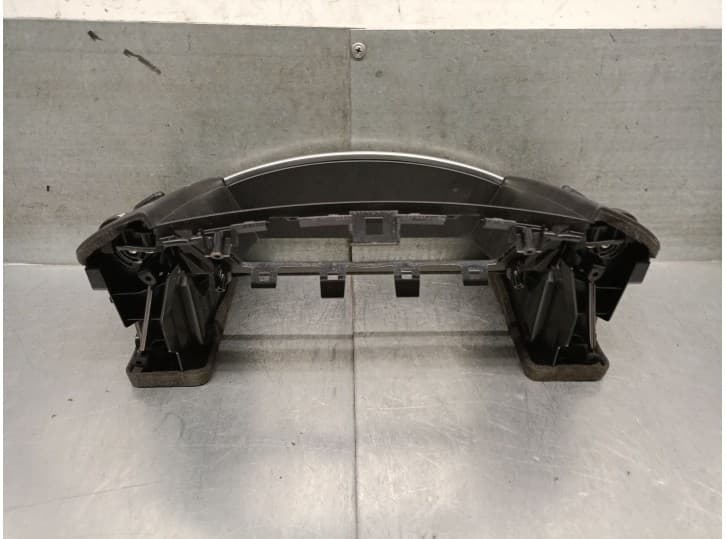 Recambio de aireador para infiniti fx 37 awd referencia OEM IAM 687511CA0A 682701CA0B 3