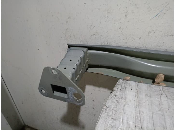 Recambio de refuerzo paragolpes trasero para jeep avenger 1.2 referencia OEM IAM HN09 3