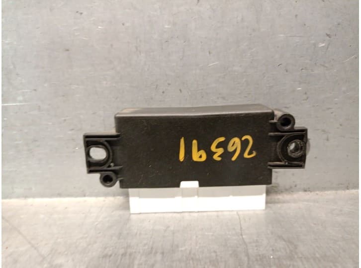 Recambio de modulo electronico para jeep avenger 1.2 referencia OEM IAM 9859632180 2