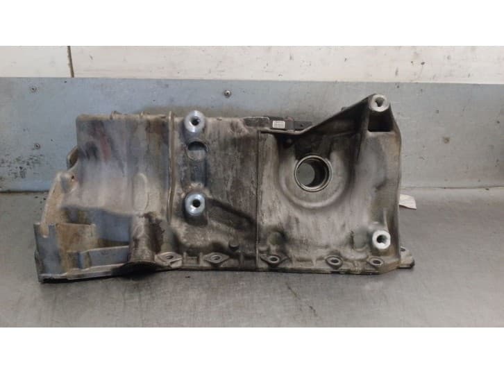 Recambio de carter para bmw x3 (f25) xdrive 20 d referencia OEM IAM 780912202 11137809122 5