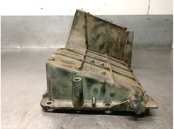 Recambio de carter para bmw x5 (e53) 3.0 d referencia OEM IAM 2249305 11132249304 5