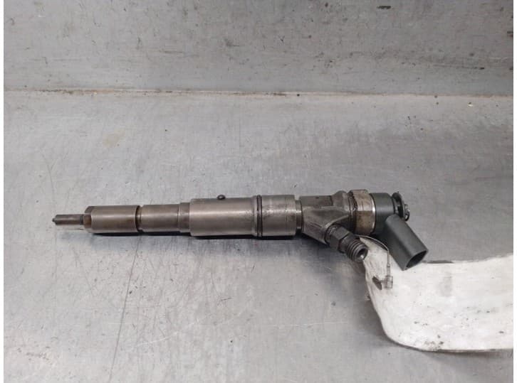 Recambio de inyector para bmw 5 (e60) 520 d referencia OEM IAM 7793836  0445110216