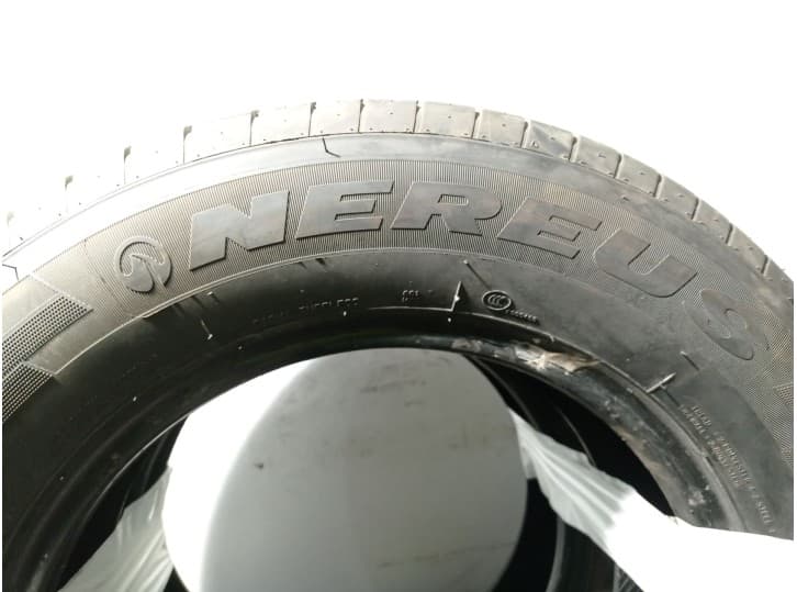 Recambio de neumatico/s para kia carnival ii (gq) 2.9 crdi referencia OEM IAM 21565R1596H 4