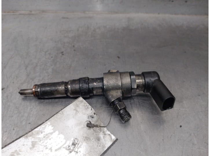 Recambio de inyector para citroën c3 i (fc_, fn_) 1.4 hdi referencia OEM IAM 9655304880