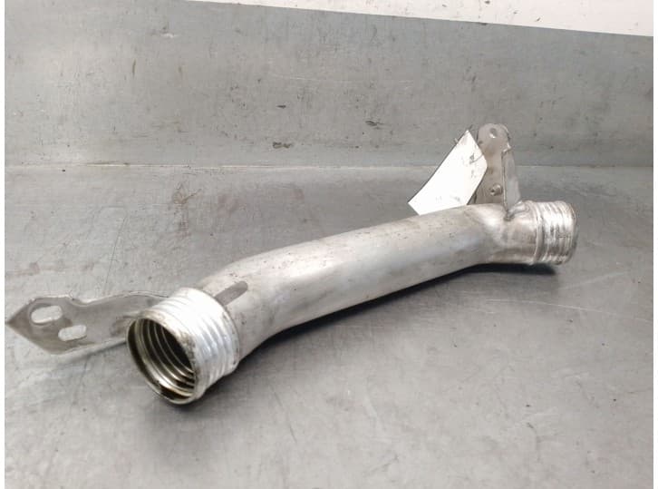 Recambio de tubo para volvo v40 hatchback (525) d2 referencia OEM IAM 31370060 31370060 3