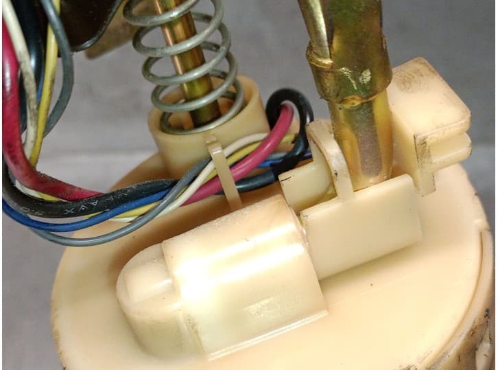 Recambio de aforador para daewoo lanos (klat) 1.3 referencia OEM IAM 96350588 96350588 5