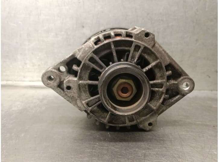 Recambio de alternador para daewoo lanos (klat) 1.3 referencia OEM IAM 96303556 96303556 2