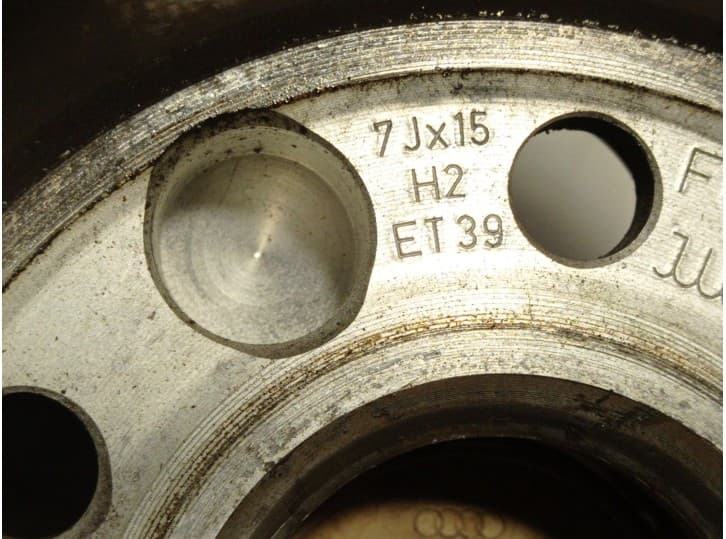 Recambio de llanta para audi a4 b7 (8ec) 2.0 referencia OEM IAM 8E0601025 R157JX15H2ET39 4