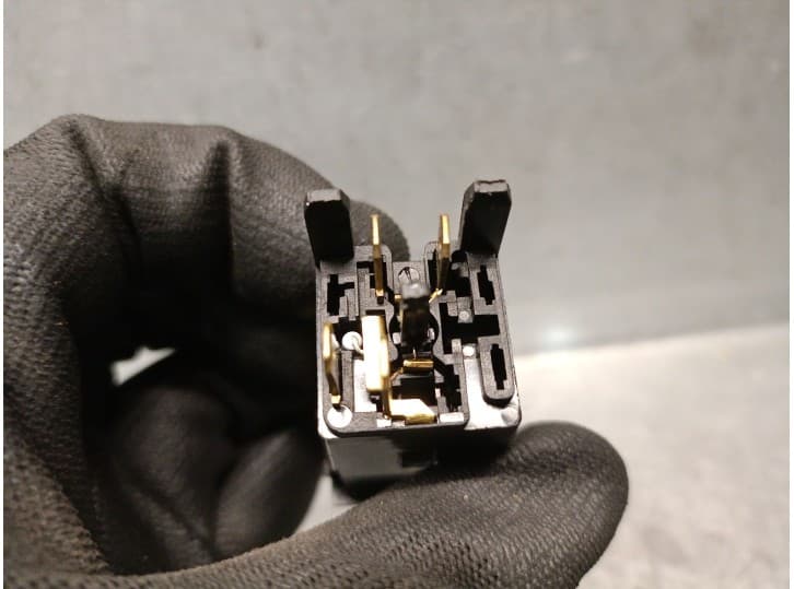 Recambio de interruptor para peugeot 205 ii (20a/c) 1.4 referencia OEM IAM 655325 655325 4