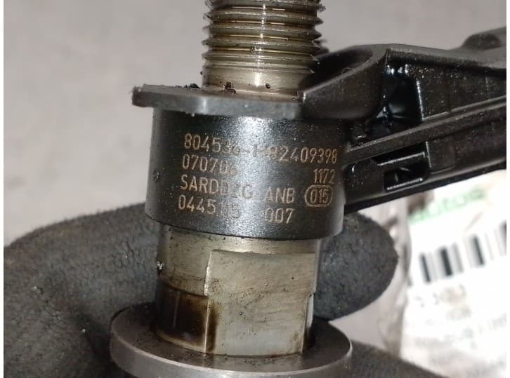 Recambio de inyector para renault koleos i (hy_) 2.0 dci (hy0k) referencia OEM IAM H82409398 5