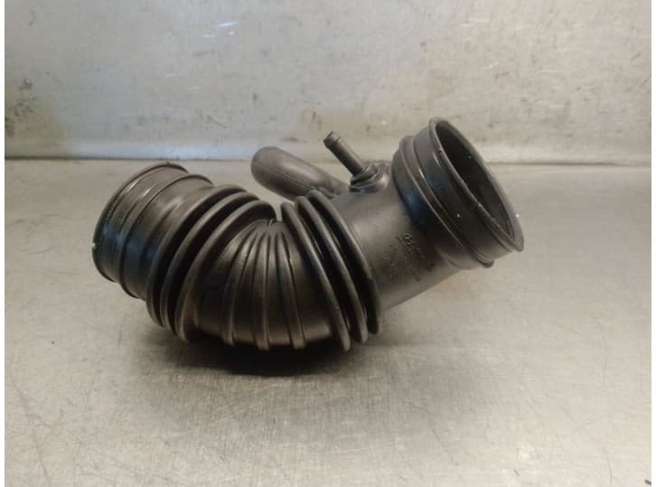 Recambio de tubo para hyundai tucson (jm) 2.0 referencia OEM IAM 281392E000 281392E000