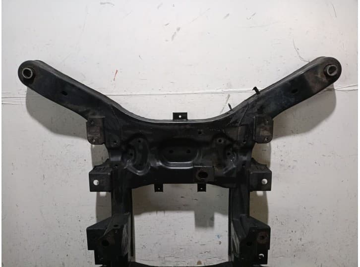 Recambio de puente delantero para ssangyong rodius i 2.7 xdi referencia OEM IAM D27DT 3