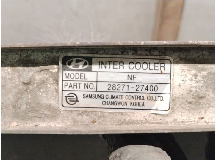 Recambio de intercooler para hyundai sonata v (nf) 2.0 crdi referencia OEM IAM 2827127400 2