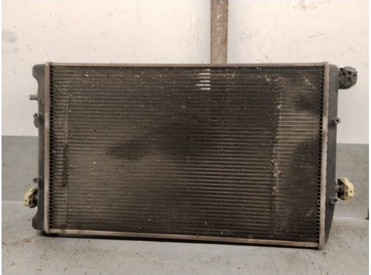 Recambio de radiador agua para seat ibiza iii (6l1) 1.4 tdi referencia OEM IAM 6Q0121253R 3