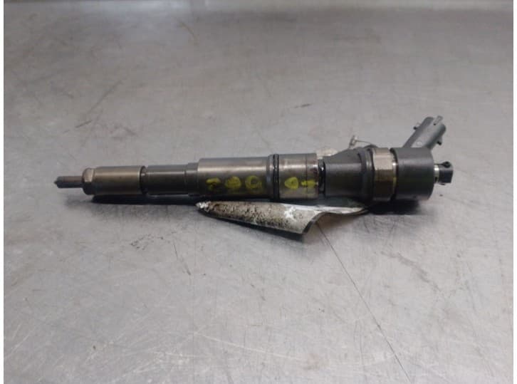 Recambio de inyector para bmw x5 (e53) 3.0 d referencia OEM IAM 7785573  0986435022