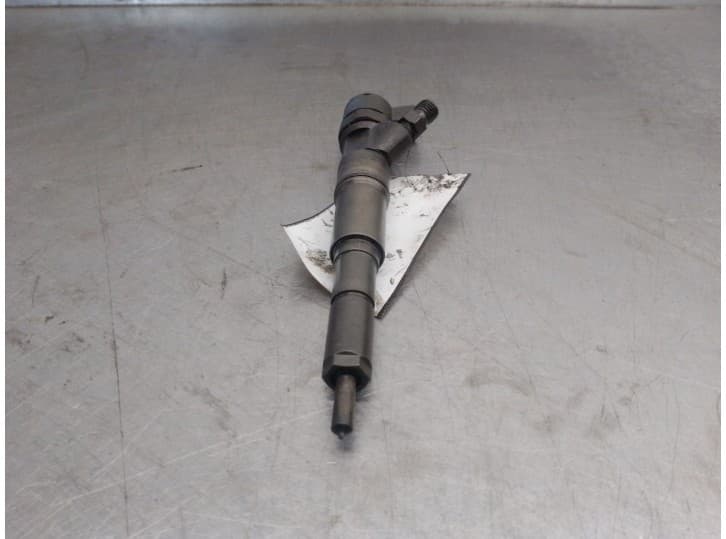 Recambio de inyector para bmw x5 (e53) 3.0 d referencia OEM IAM 7785984  0445110047 4