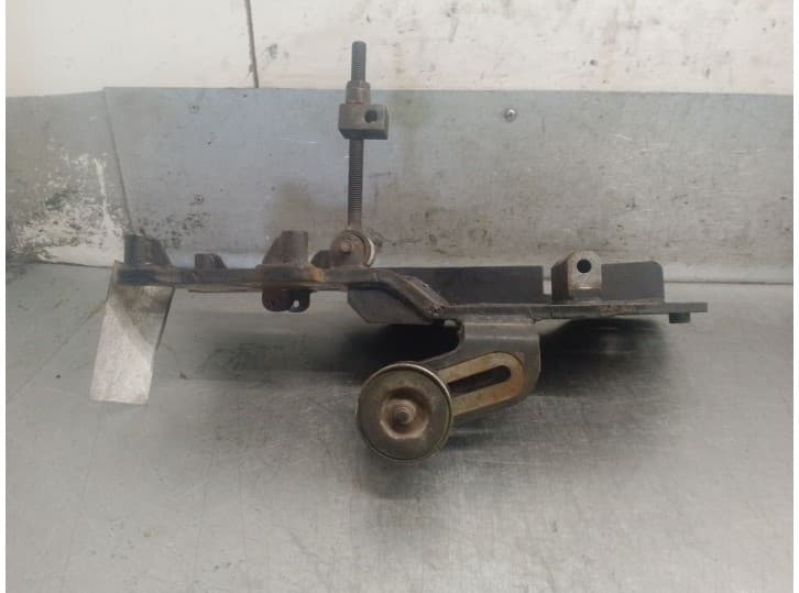 Recambio de soporte alternador para tata safari (42_fd) 3.0 d referencia OEM IAM DISCOR07 3
