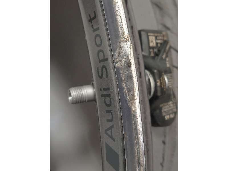 Recambio de llanta para audi a8 (4n2/4n8) 50 tdi quattro referencia OEM IAM 4N0601025S 4