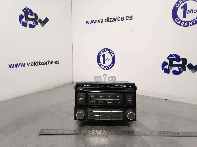 Recambio de sistema audio / radio cd para hyundai i20 city s referencia OEM IAM 961211J252 - Negro