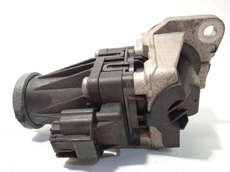 Recambio de valvula egr para dacia duster laureate 4x2 referencia OEM IAM 8201411538 2