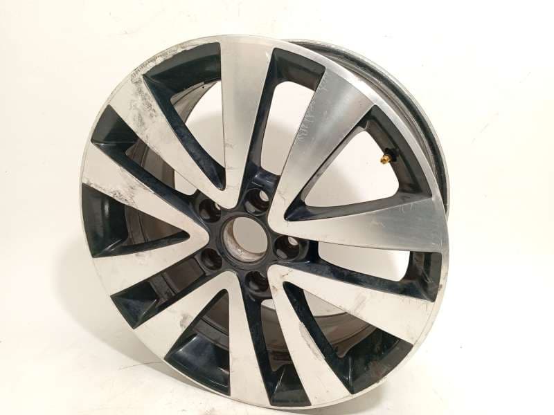 Recambio de llanta para volkswagen golf vi (5k1) 2.0 tdi referencia OEM IAM 5K0601025RFZZ 2