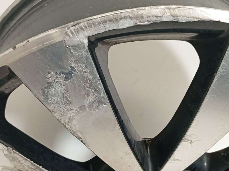 Recambio de llanta para volkswagen golf vi (5k1) 2.0 tdi referencia OEM IAM 5K0601025RFZZ 4