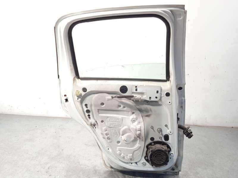 Recambio de puerta trasera izquierda para citroën c3 tonic referencia OEM IAM 9002CC - Blanco 4