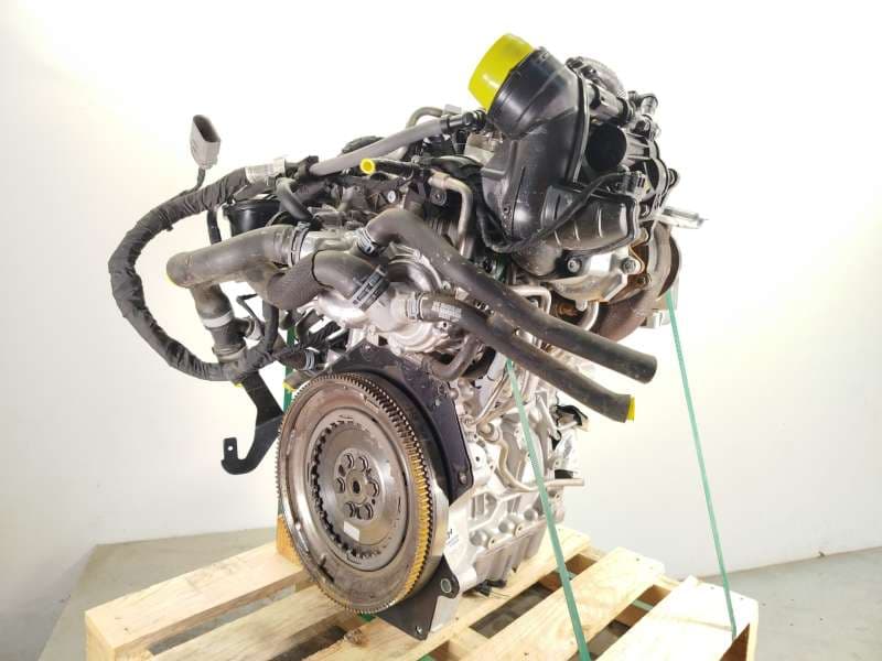 Recambio de motor completo para audi a1 sportback (gba) 30 tfsi referencia OEM IAM DLAA - Blanco