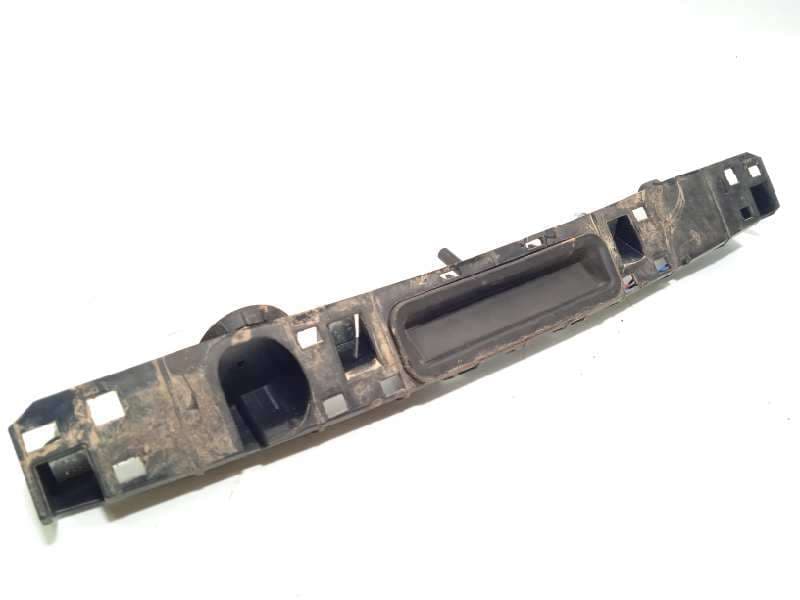 Recambio de maneta exterior porton para volvo v40 2.0 cat referencia OEM IAM 31301301 - Blanco