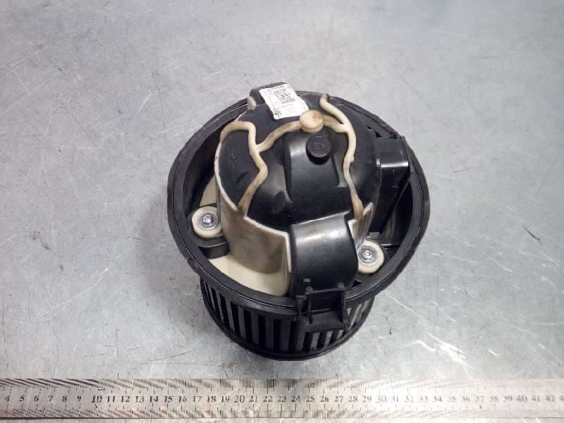 Recambio de motor calefaccion para citroën c3 picasso exclusive referencia OEM IAM 6441Z7 2