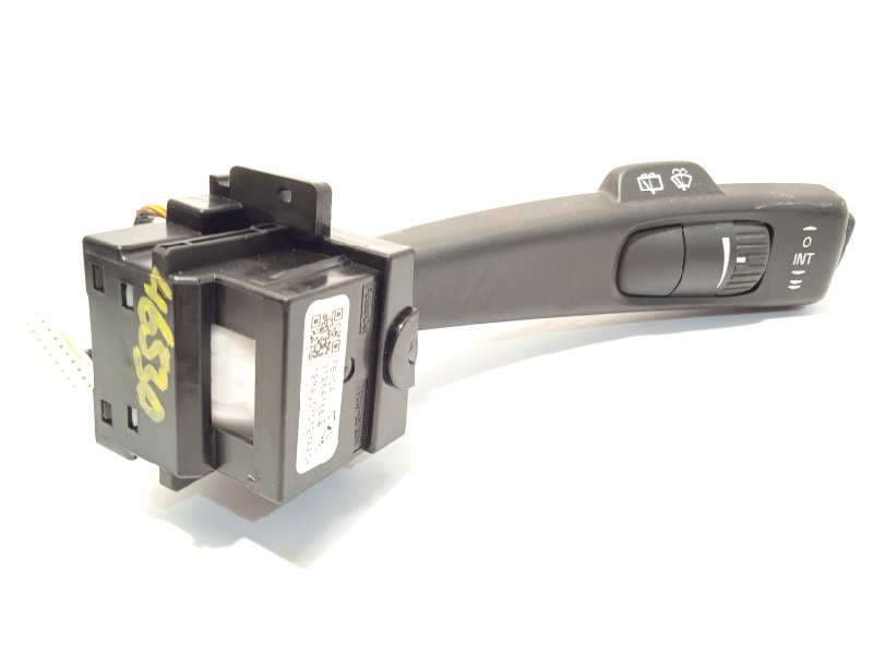 Recambio de mando limpia para volvo v40 kinetic referencia OEM IAM 31264168 - Negro