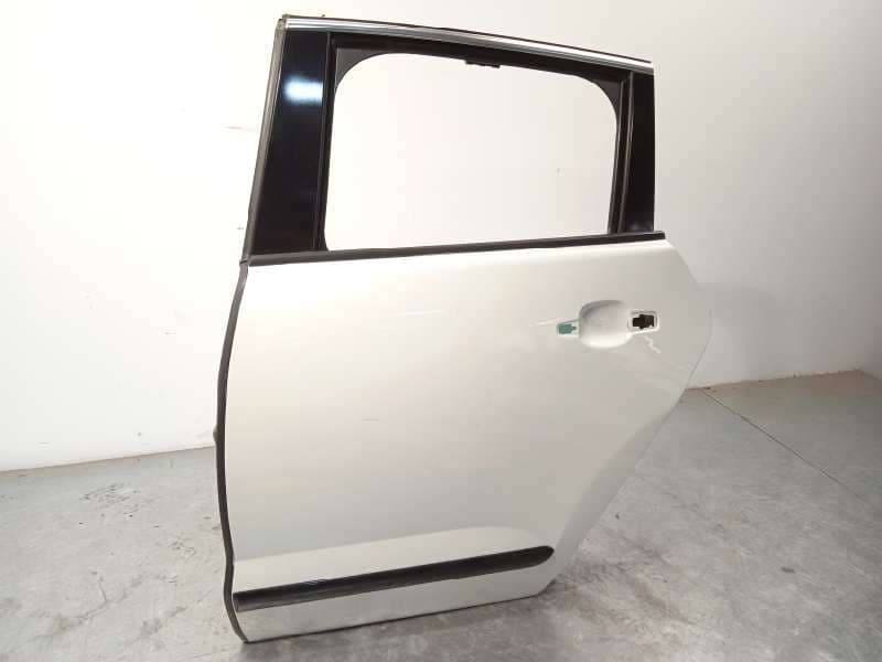 Recambio de puerta trasera izquierda para peugeot 3008 hybrid4 referencia OEM IAM 9006Q1 - Blanco 2