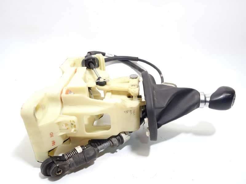 Recambio de palanca cambio para hyundai i10 basis referencia OEM IAM 43794B4000 - Blanco 3