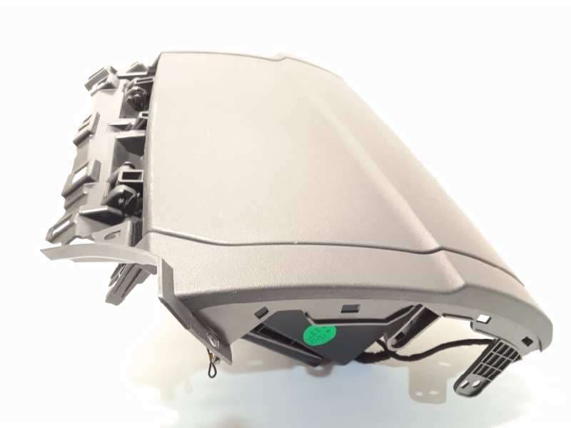 Recambio de guantera para lynk & co 01 phev referencia OEM IAM 8889771952 - Negro 5