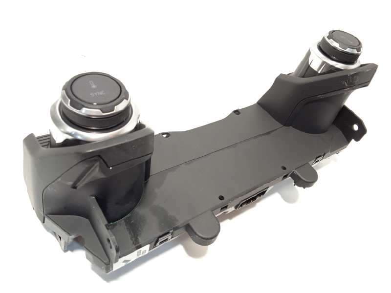 Recambio de mando climatizador para lynk & co 01 phev referencia OEM IAM 8893304828 - Negro