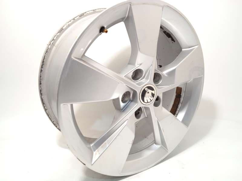 Recambio de llanta para skoda yeti 1.2 tsi referencia OEM IAM 5L0601025G 5L0601025G8Z8 - Blanco 2