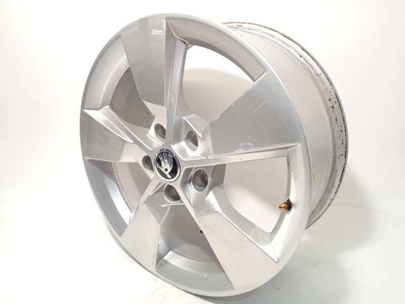 Recambio de llanta para skoda yeti 1.2 tsi referencia OEM IAM 5L0601025G 5L0601025G8Z8 - Blanco