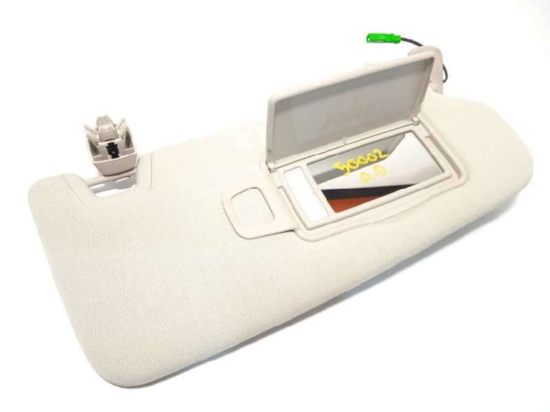 Recambio de parasol derecho para lynk & co 01 phev referencia OEM IAM 8888979115 - Negro