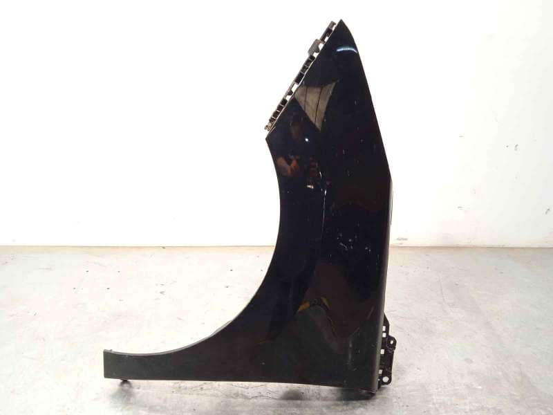 Recambio de aleta delantera izquierda para peugeot 5008 style referencia OEM IAM 7840Y7 - Negro